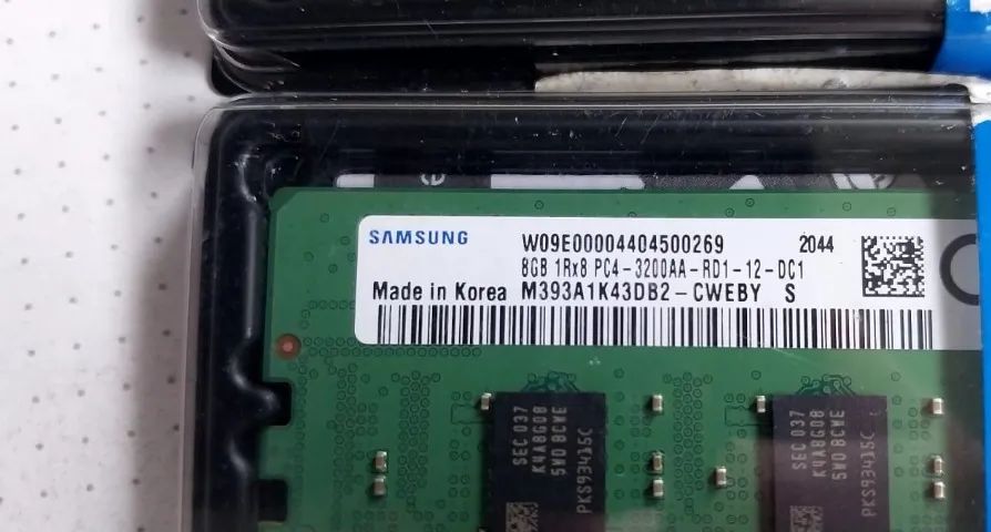 Memoria 8gb 1rx8 Pc4 - 3200aa