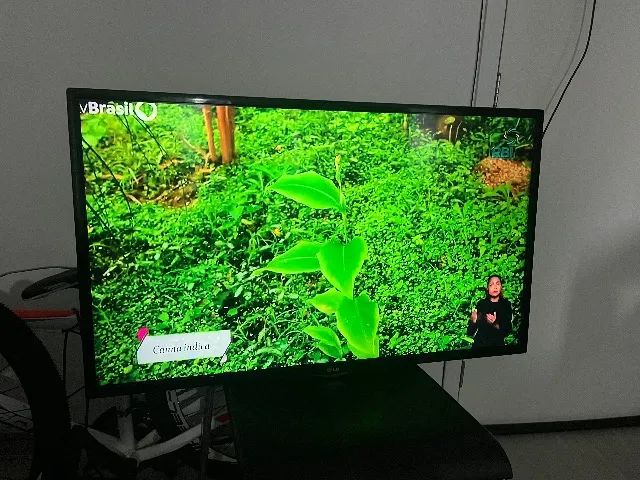 Tv Smart 40p LG Perfeita