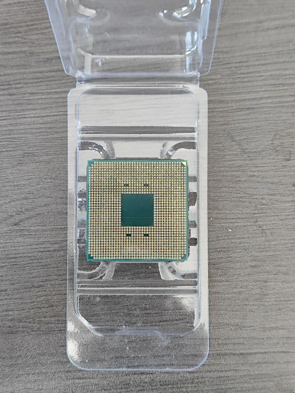 AMD Ryzen 5 5600 - Foto 3