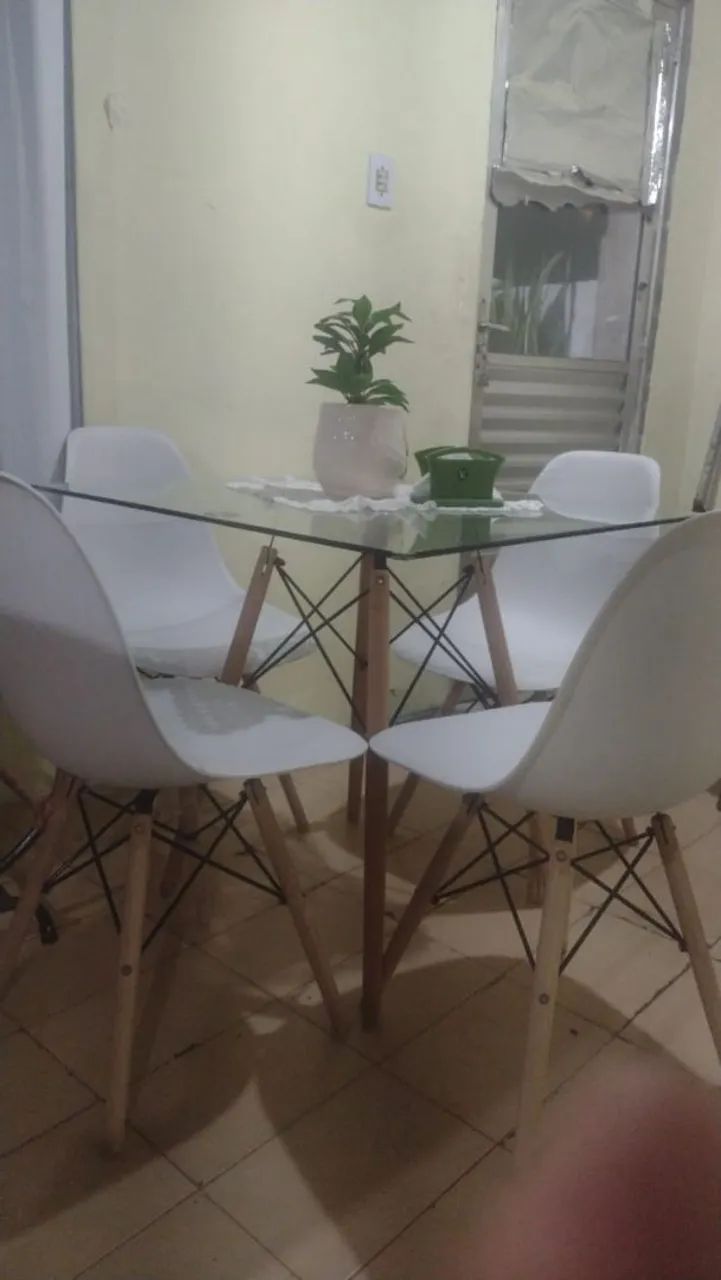 Conjunto de Mesa de vidro  com 3 cadeira - Foto 5
