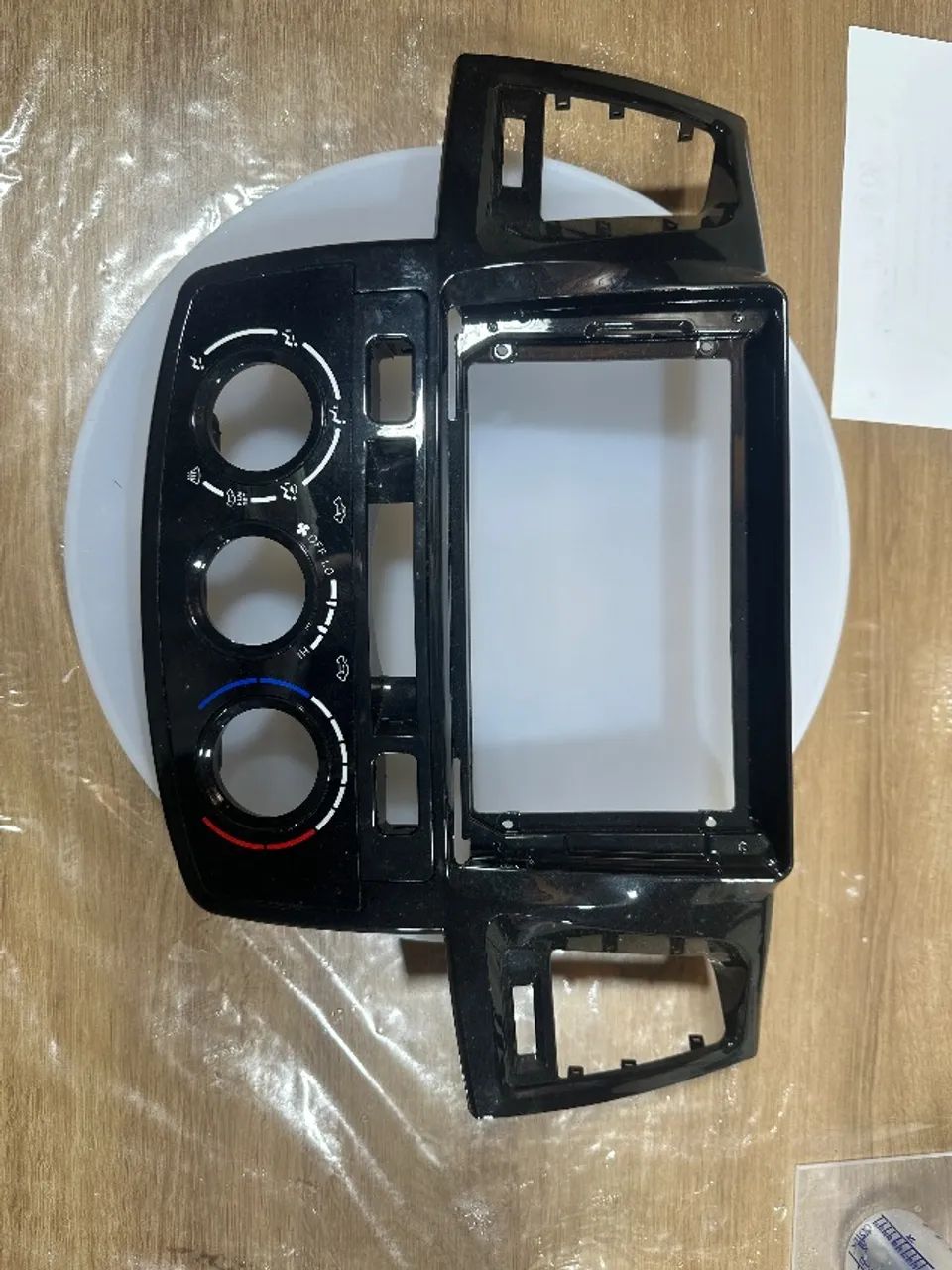 Moldura para multimídia 10 pol- Hilux 2012