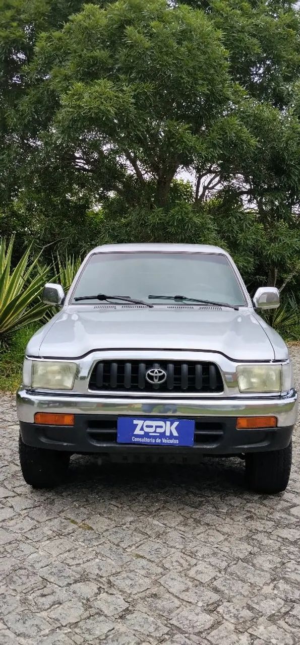 Toyota Hilux CD SRV 4X4 3.0 8V 116cv TB Diesel 2003