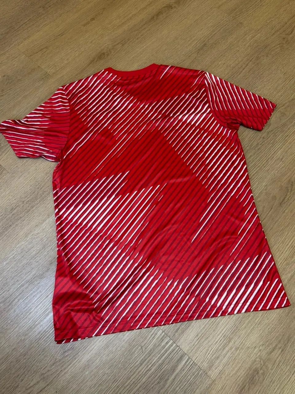 Camisa pré jogo Japão 2022 - Foto 2