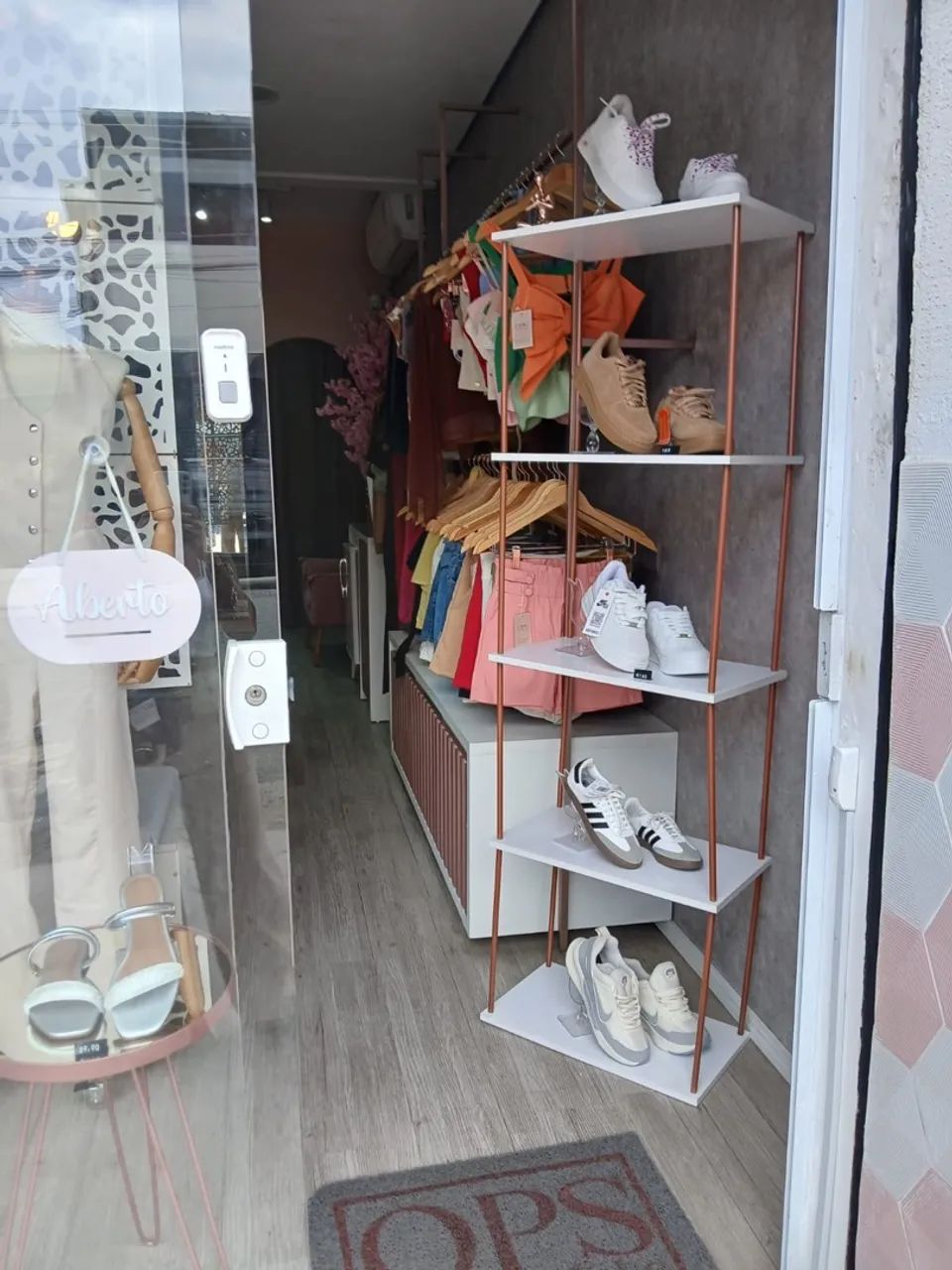 Vendo ponto, loja pronta. - Foto 3