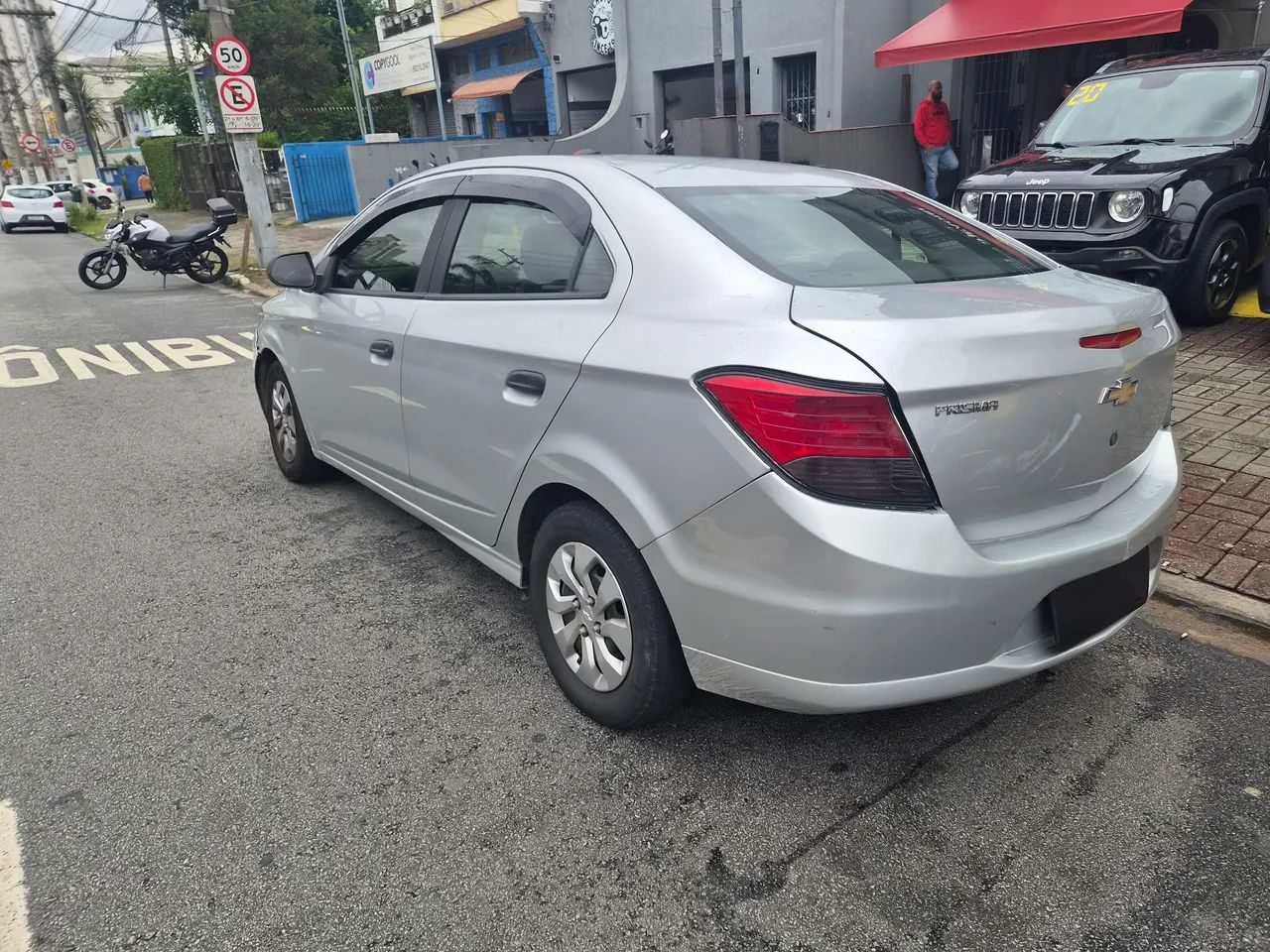 Chevrolet Prisma Sed. Joy/ LS 1.0 8V FlexPower 4p, foto 6 de 10