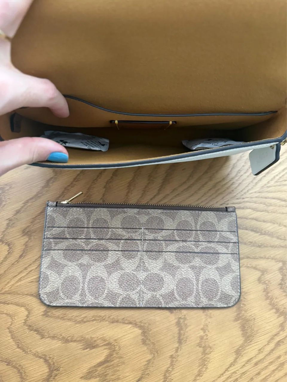 Bolsa Coach Mila crossbody  - Foto 5