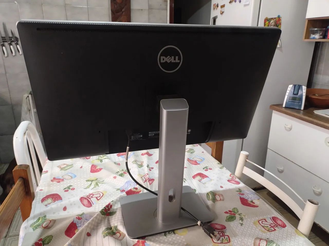 Monitor Dell 28 Polegadas Ultra HD 4K - Foto 4