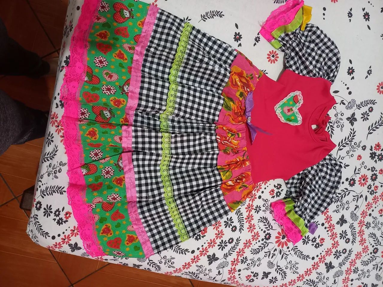 Fantasias cada uma por R$50,00 reais - Foto 2