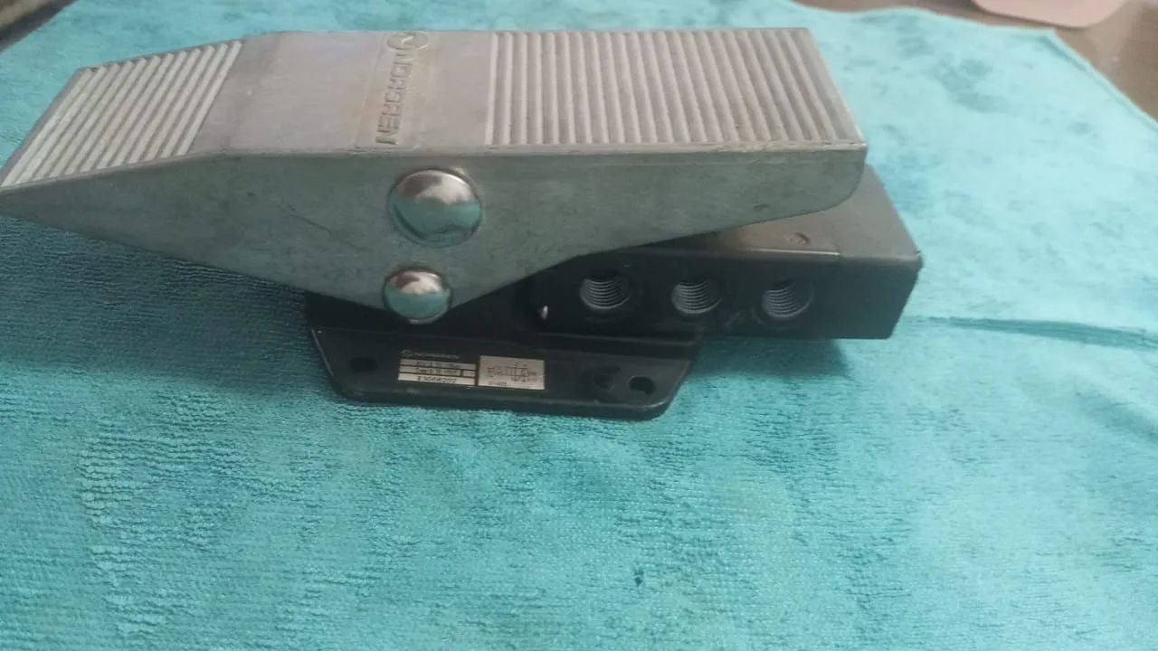 Pedal de Válvula de Carretel Norgren 3 Vias - Foto 2