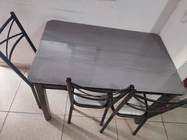 Mesa com cadeiras  - Foto 4