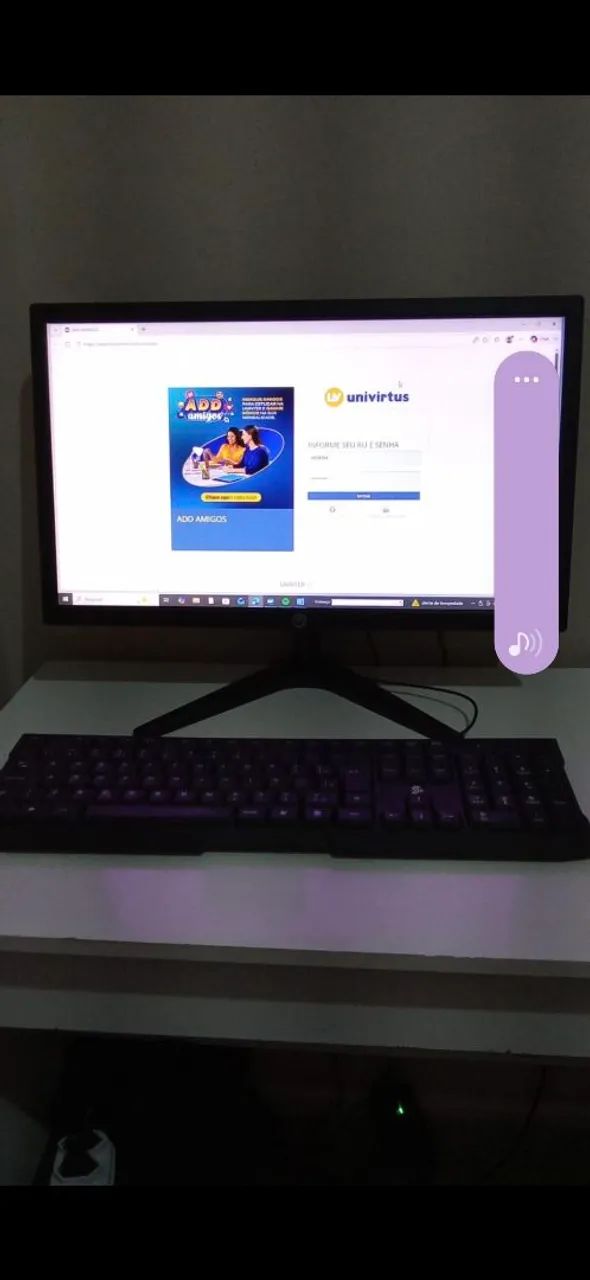 Computador e mesa - Foto 4