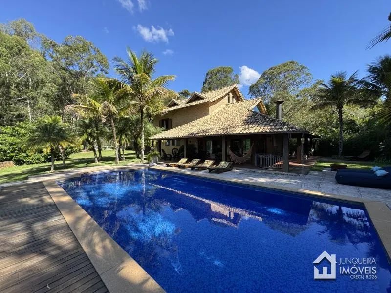 Casa em Condomínio- Areal, Cedro