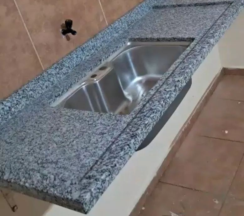 Pia de granito cinza 