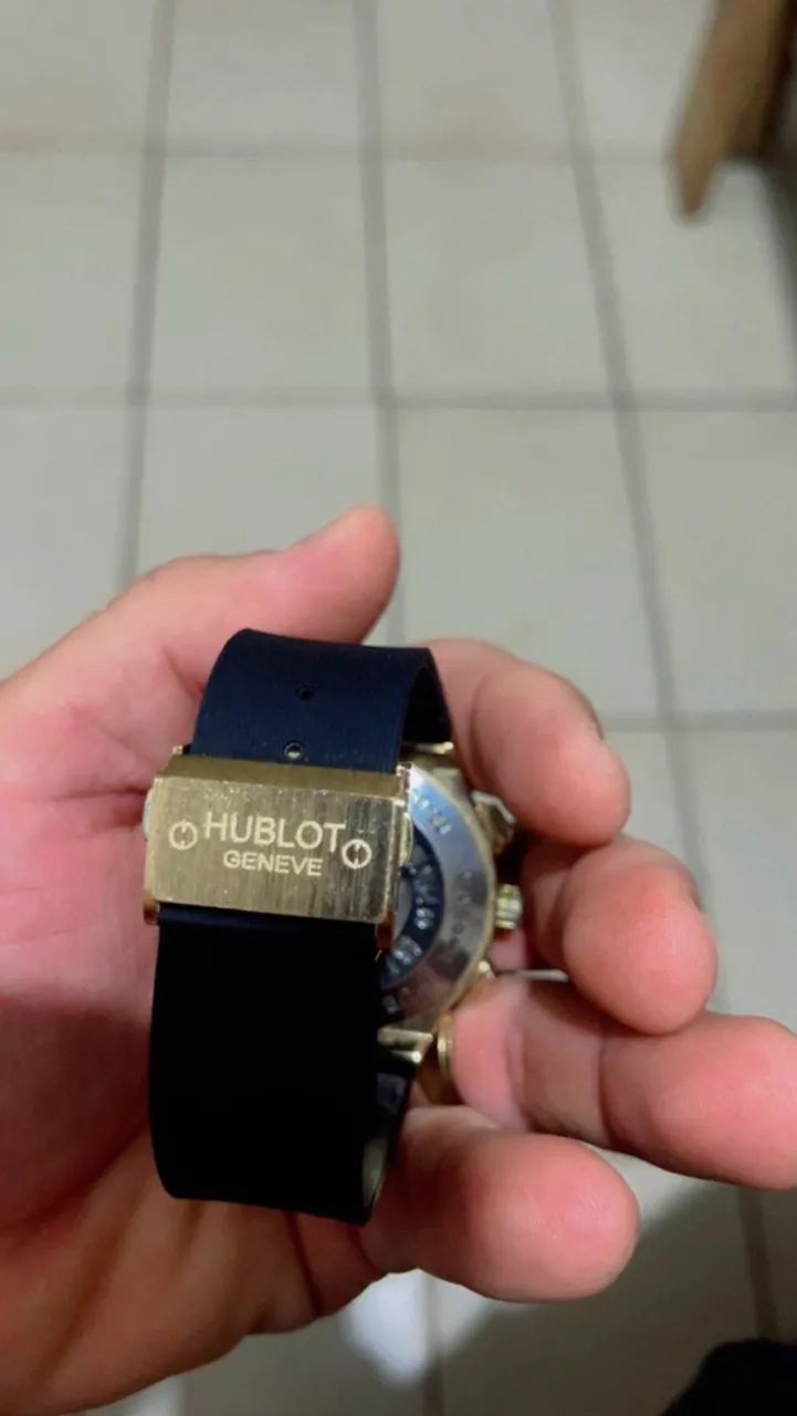 RELÓGIO DOURADO + PULSEIRA BRINDE - Foto 2