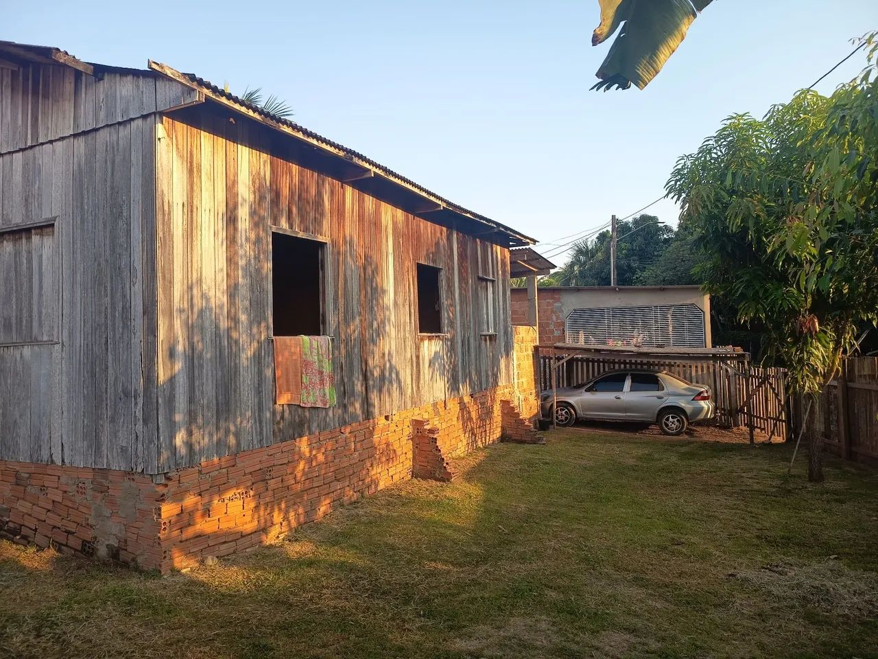 Vende se casa grande 3 quartos 
