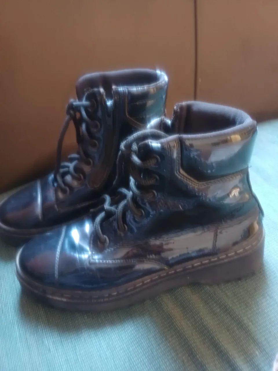 Bota tamanho 35 - Foto 3