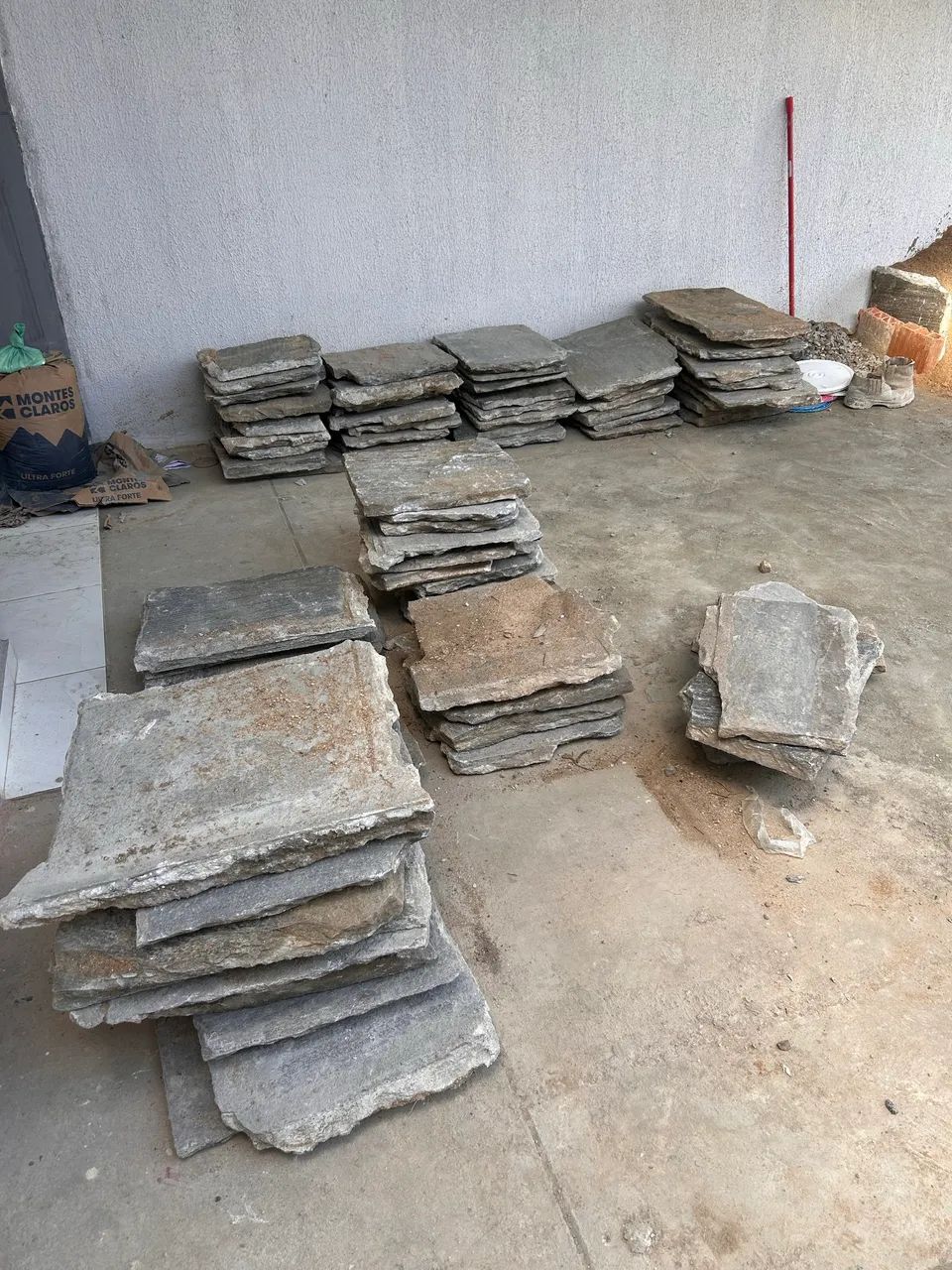 Pedras para calçada tipo granito 