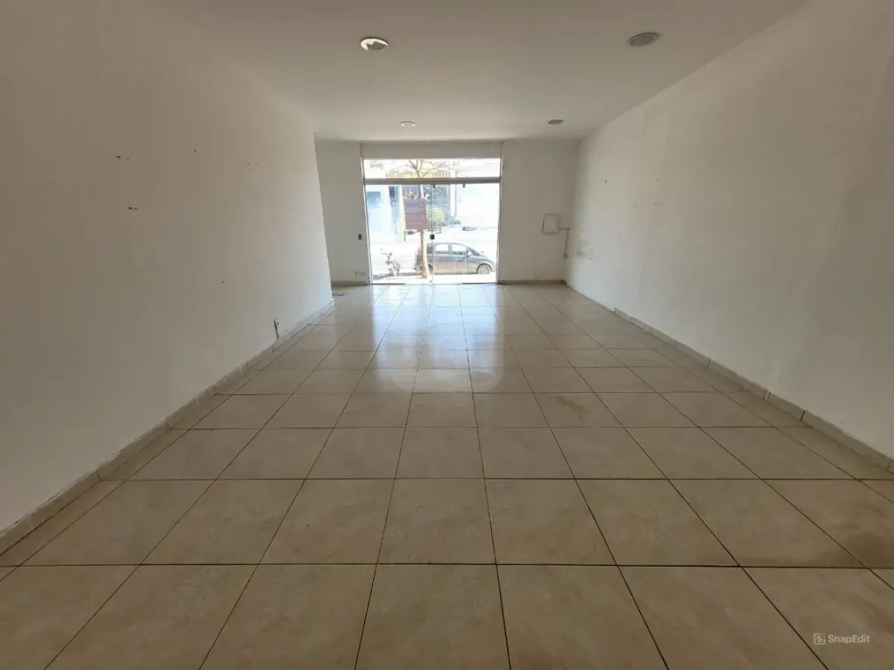 Loja comercial para locação no bairro Saraiva - Foto 3