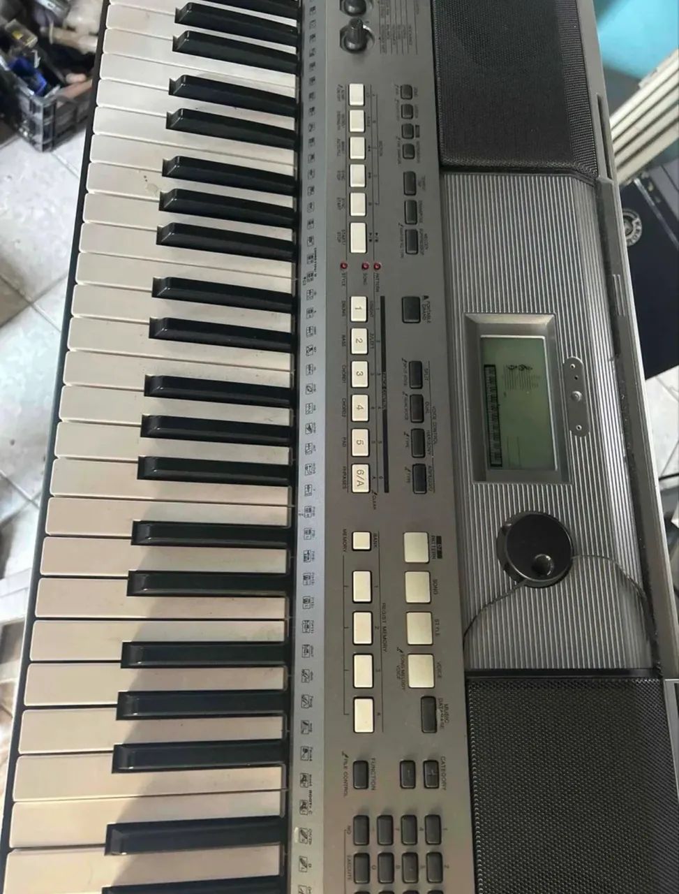 Teclado Yamaha PSR E443 ( peças )  - Foto 5