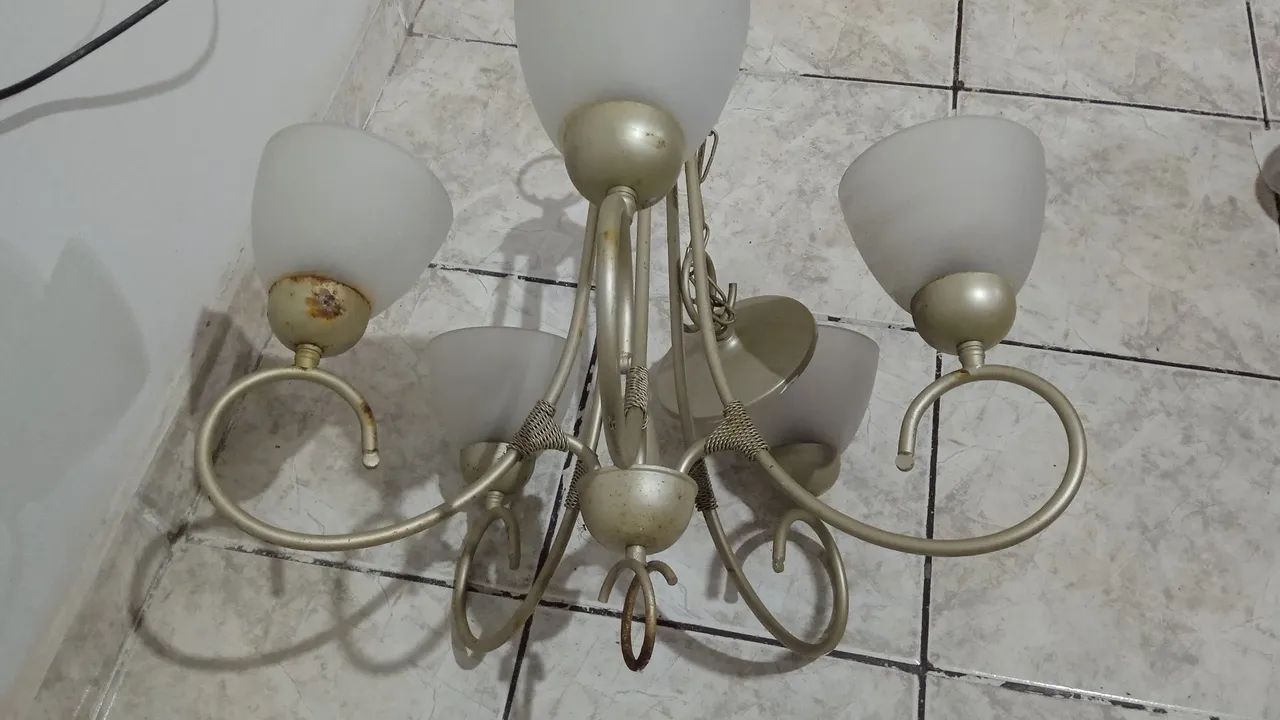 Lustre com 5 Cubas de vidros  - Foto 3