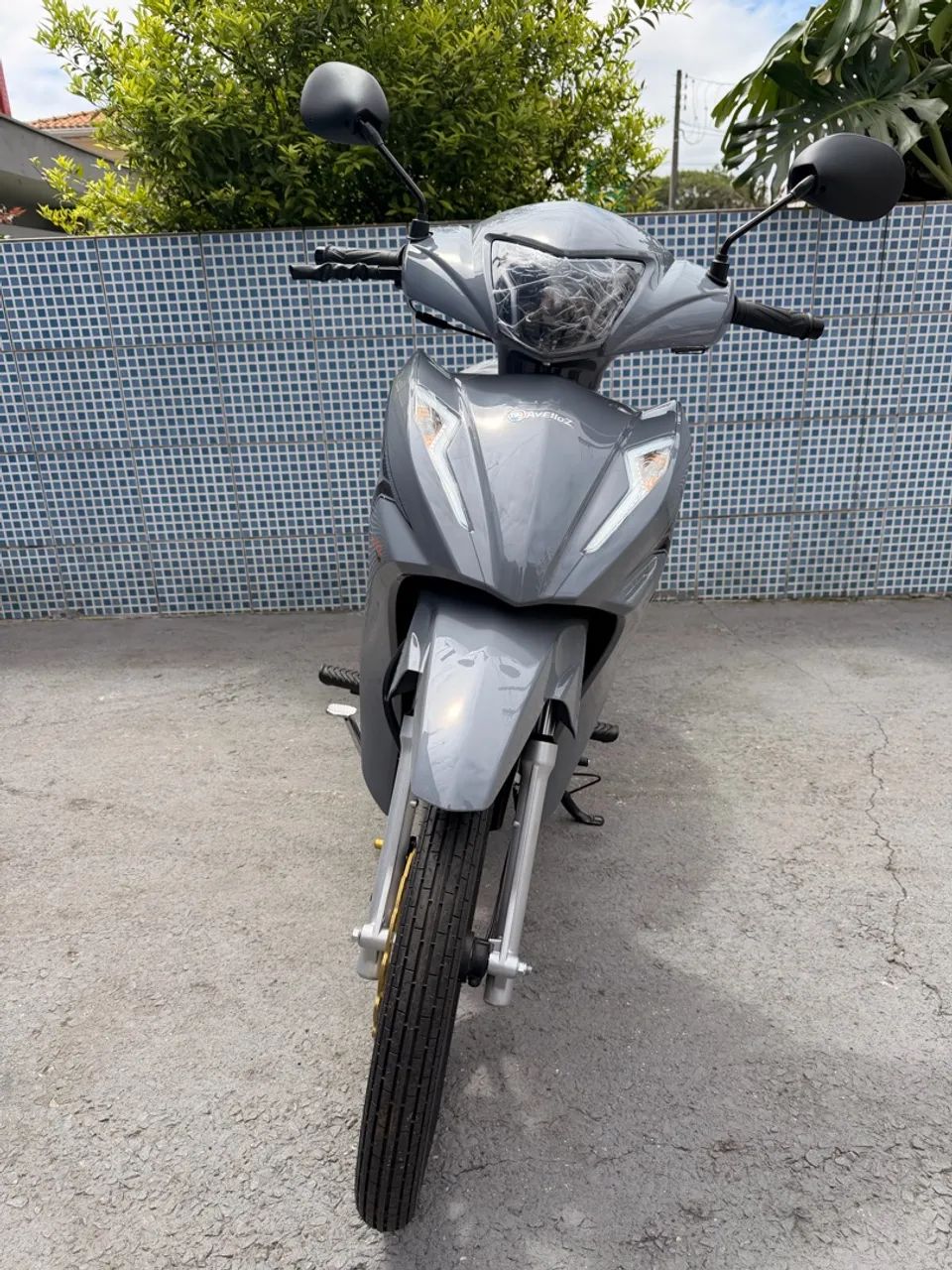 Avelloz alfa az125