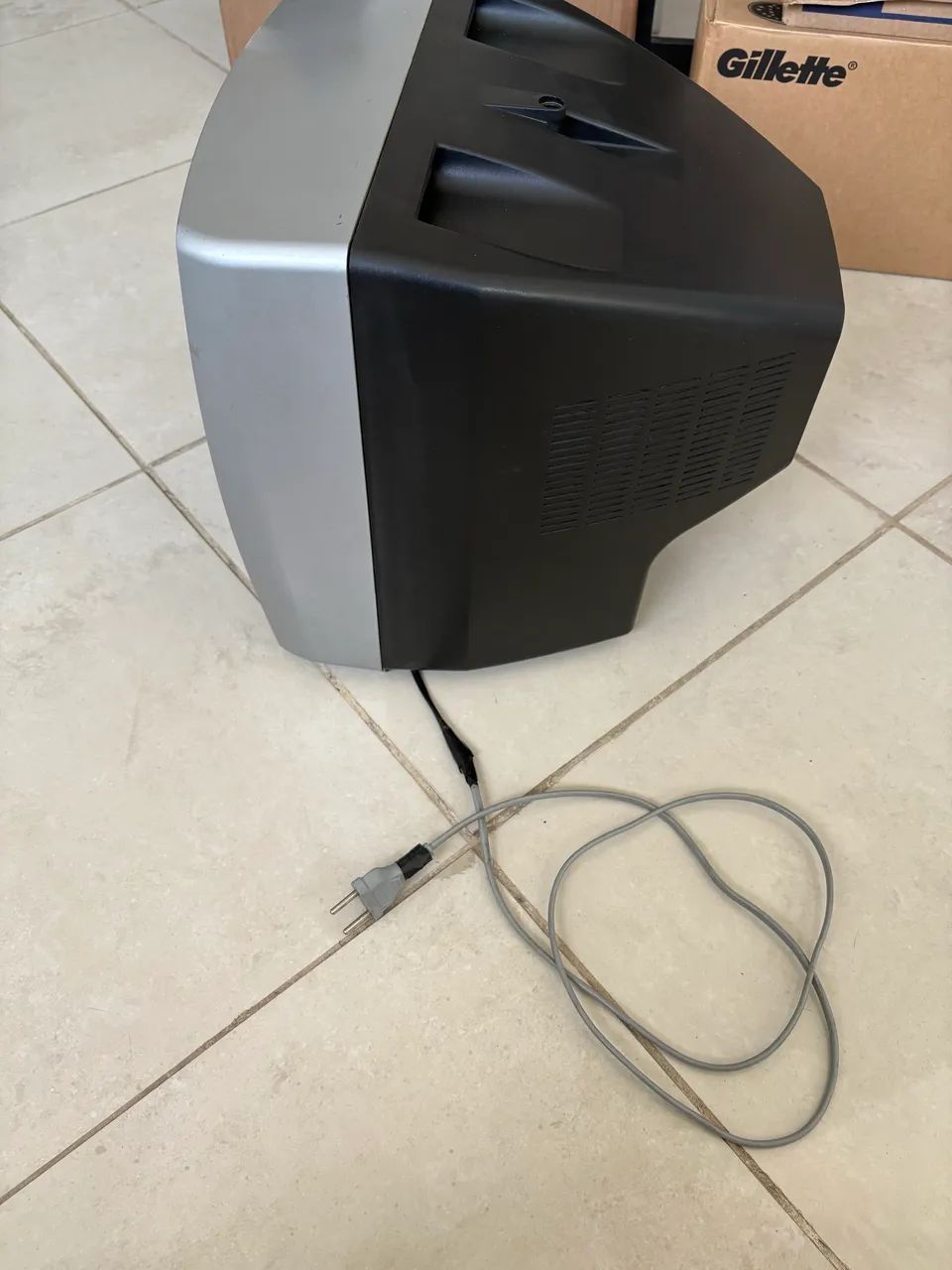 TV de tubo CCE 14 polegadas Para sair hoje! - Foto 3