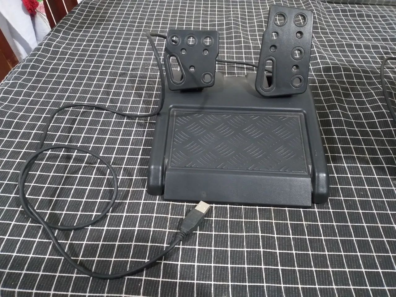 Volante Multilaser JS073 para PS2 , PS3 e PC