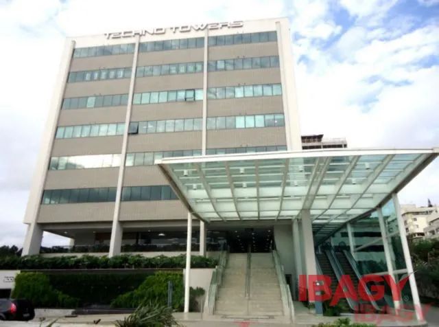 Oportunidade! Salas/Conjuntos em João Paulo - Florianópolis
