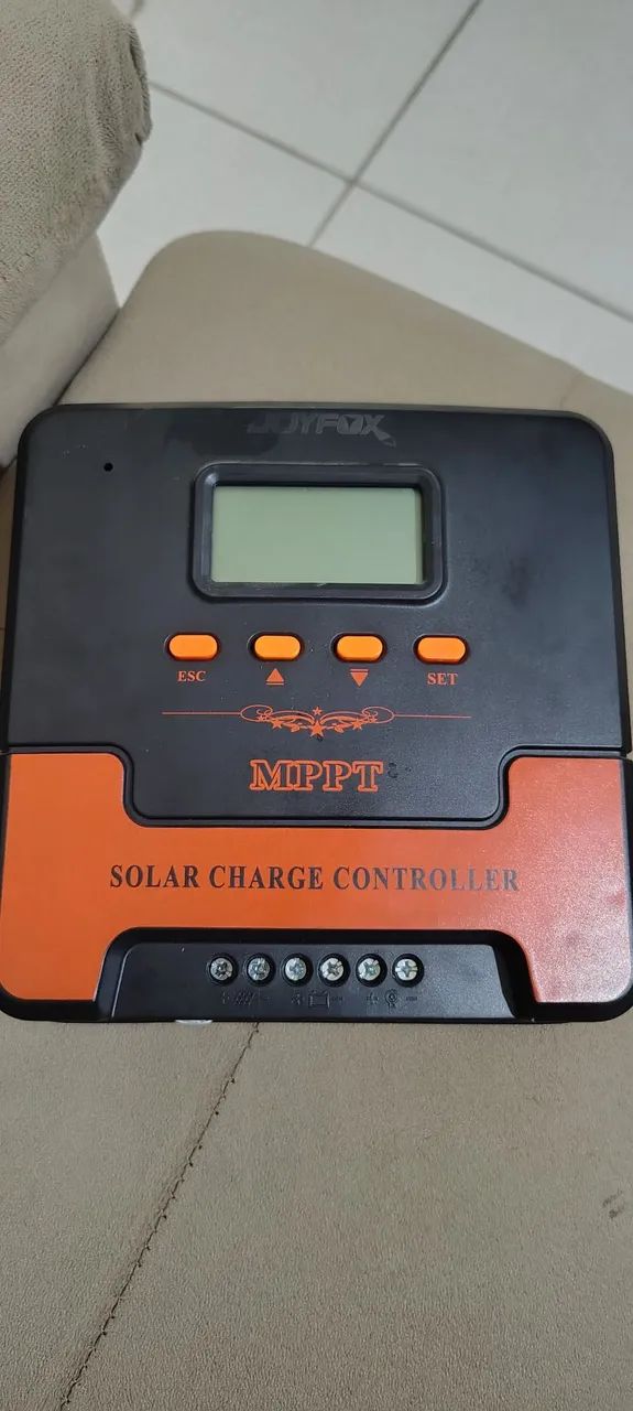 Controlador de Carga Solar Mppt 40A 12/24V