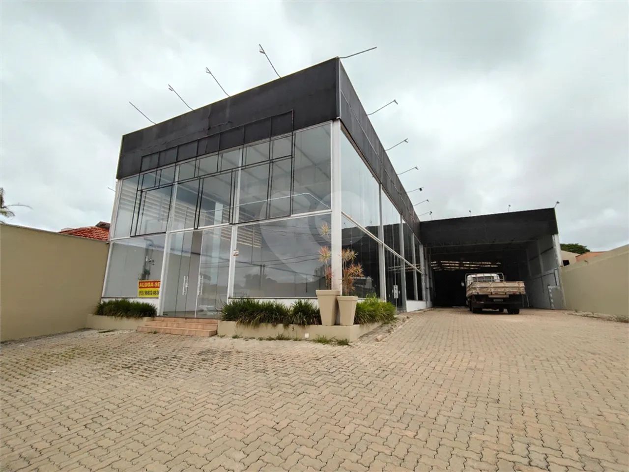 Salão Comercial para locação em Vila vendramini - SP