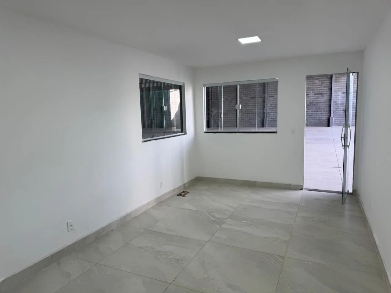 Alugo galpão de 1320m2  - Foto 3
