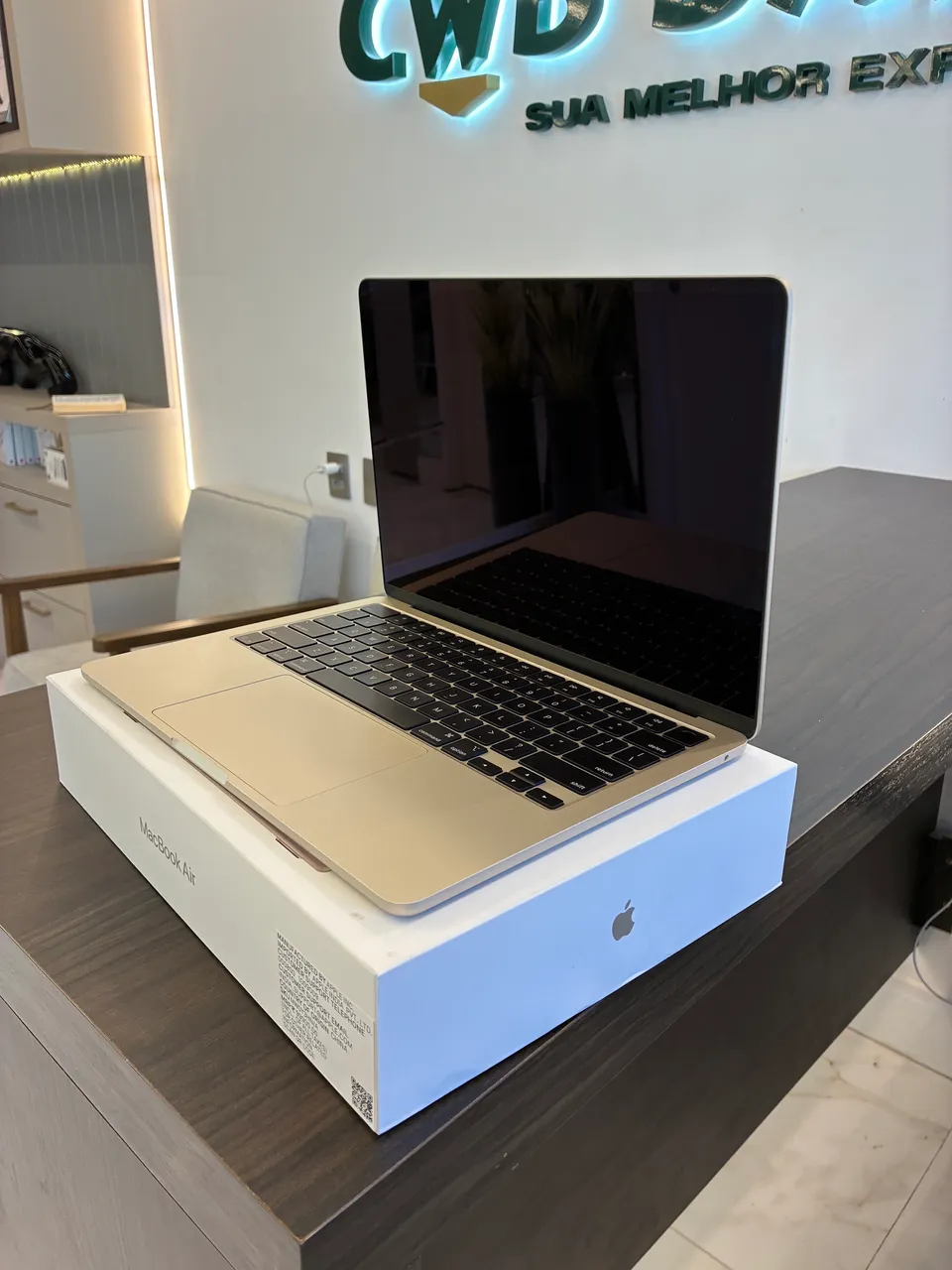 MacBook Air m4 256ssd 16gb Starlight Estado de Novo | Loja Física