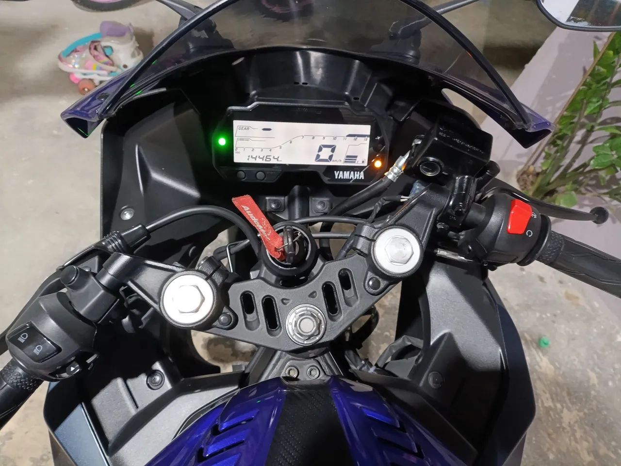 Vendo Yamaha r15 