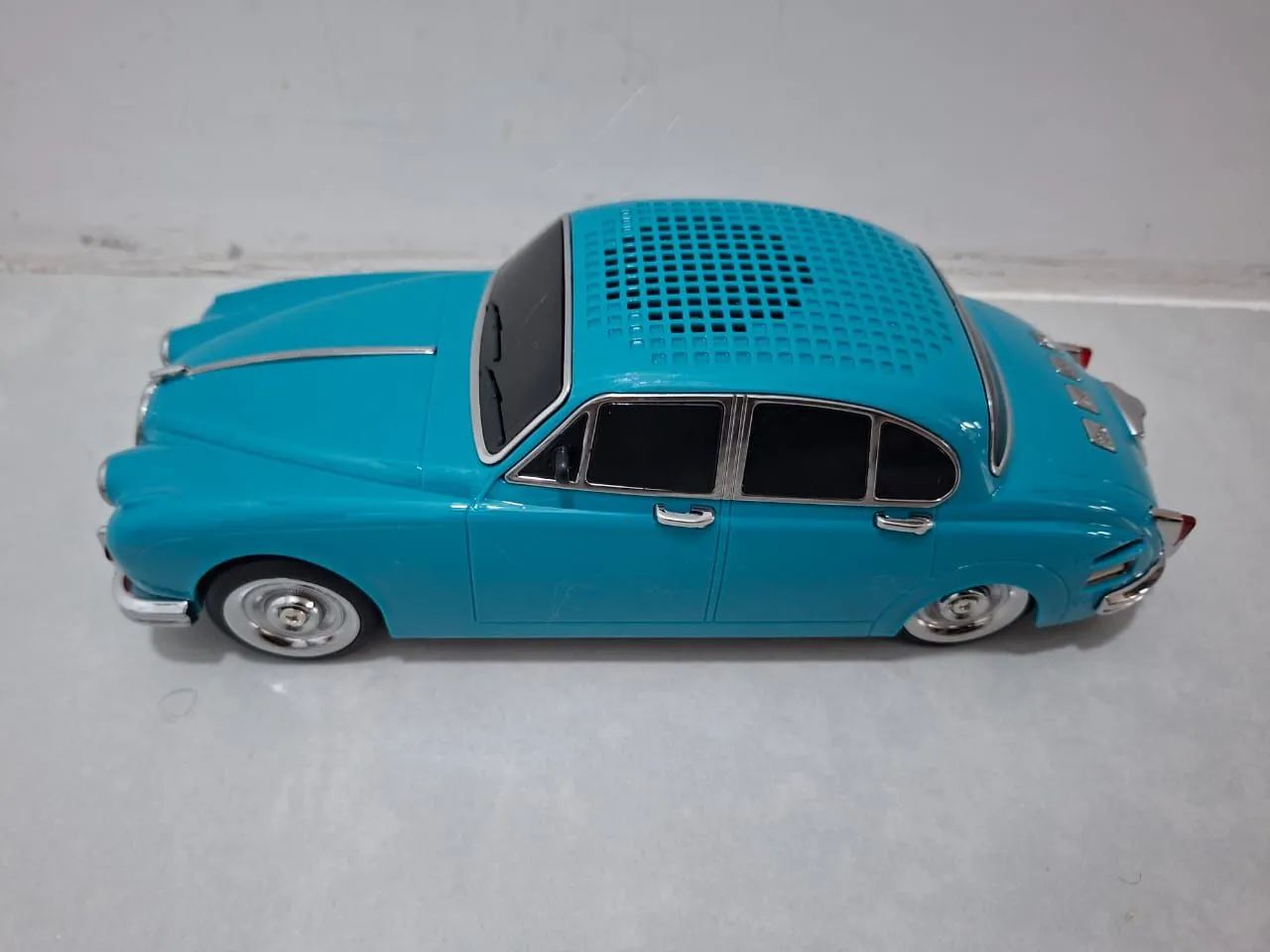 Miniatura de carro com som Bluetooth  - Foto 3