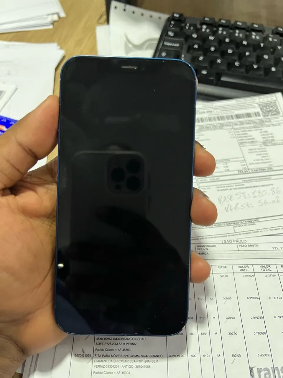 iPhone 12 64
