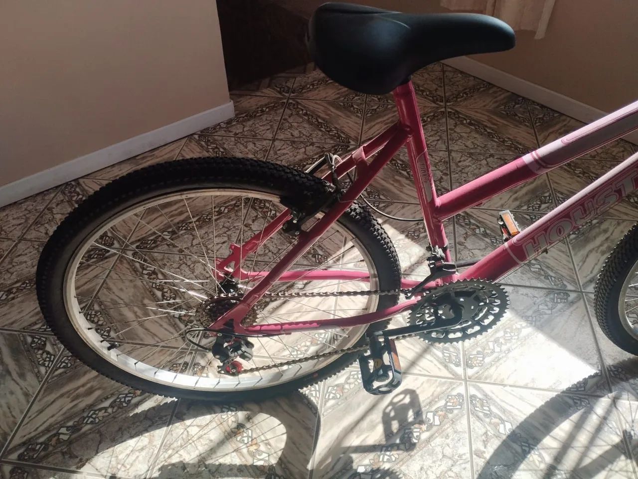 Bicicleta Houston semi nova  - Foto 2