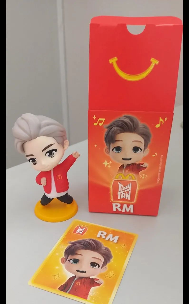 Bonecos TinyTAN K-Pop BTS 2025 - McDonald's Mc Lanche Feliz - Throwback