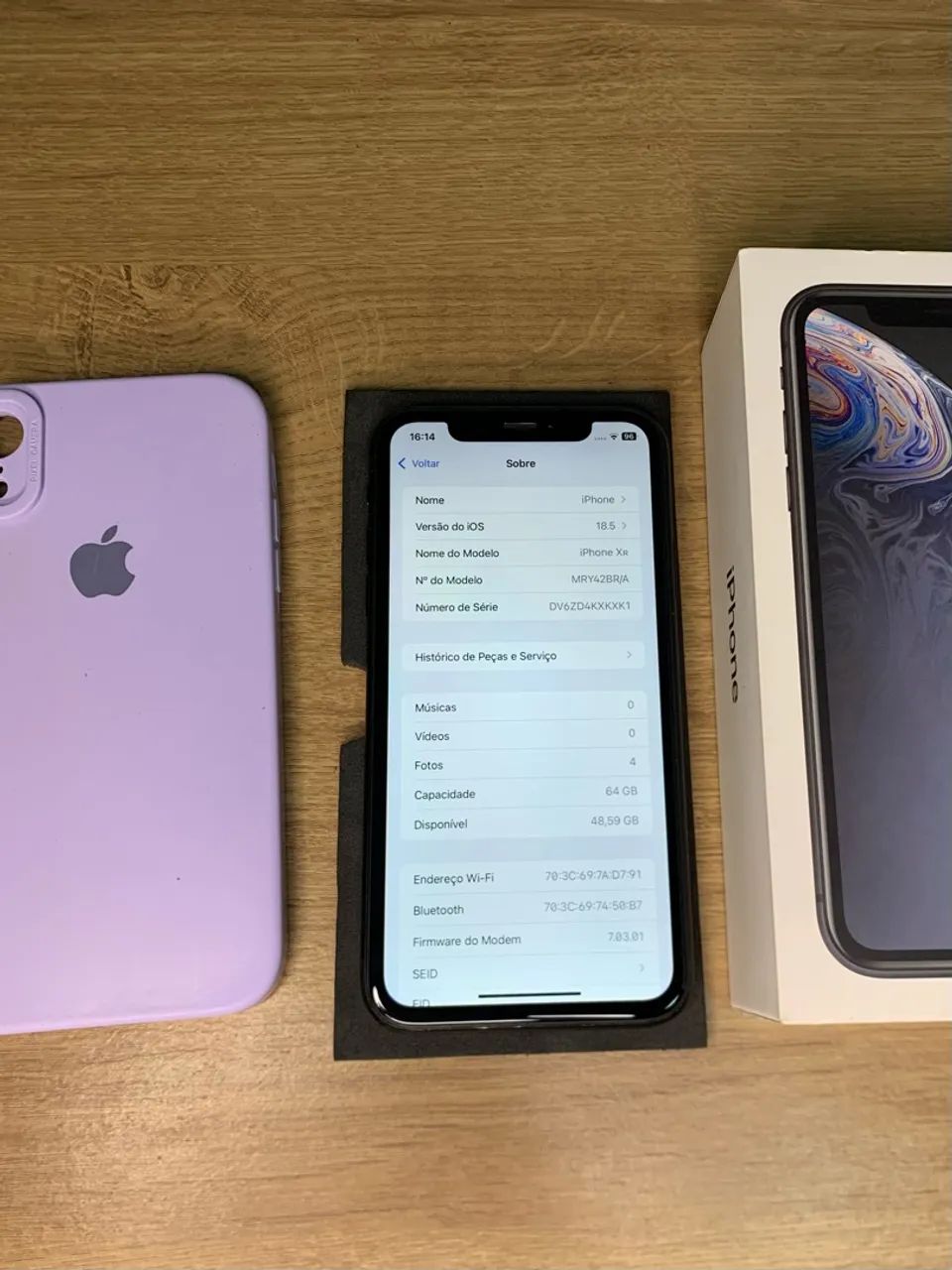 IPhone XR impecável com caixa e nota fiscal 