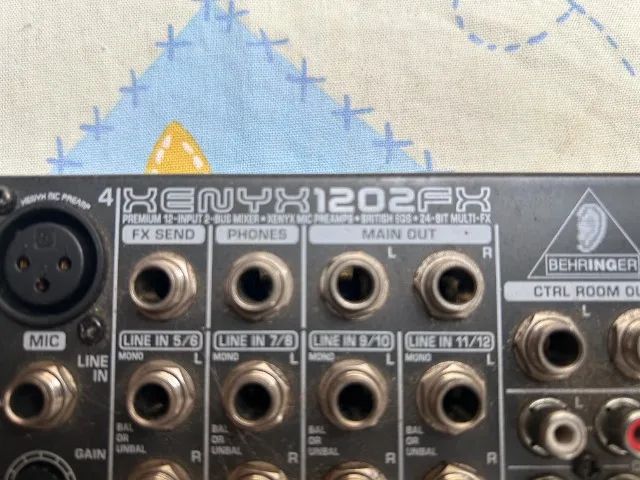 Mesa De Som Behringer Xenyx 1202fx 100% Funcionamento - Foto 4