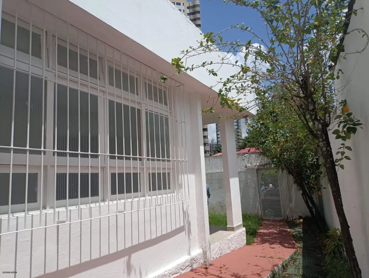 Casa para Venda em Recife, Casa Forte, 4 dormitórios, 2 suítes, 4 banheiros, 1 vaga - Foto 2