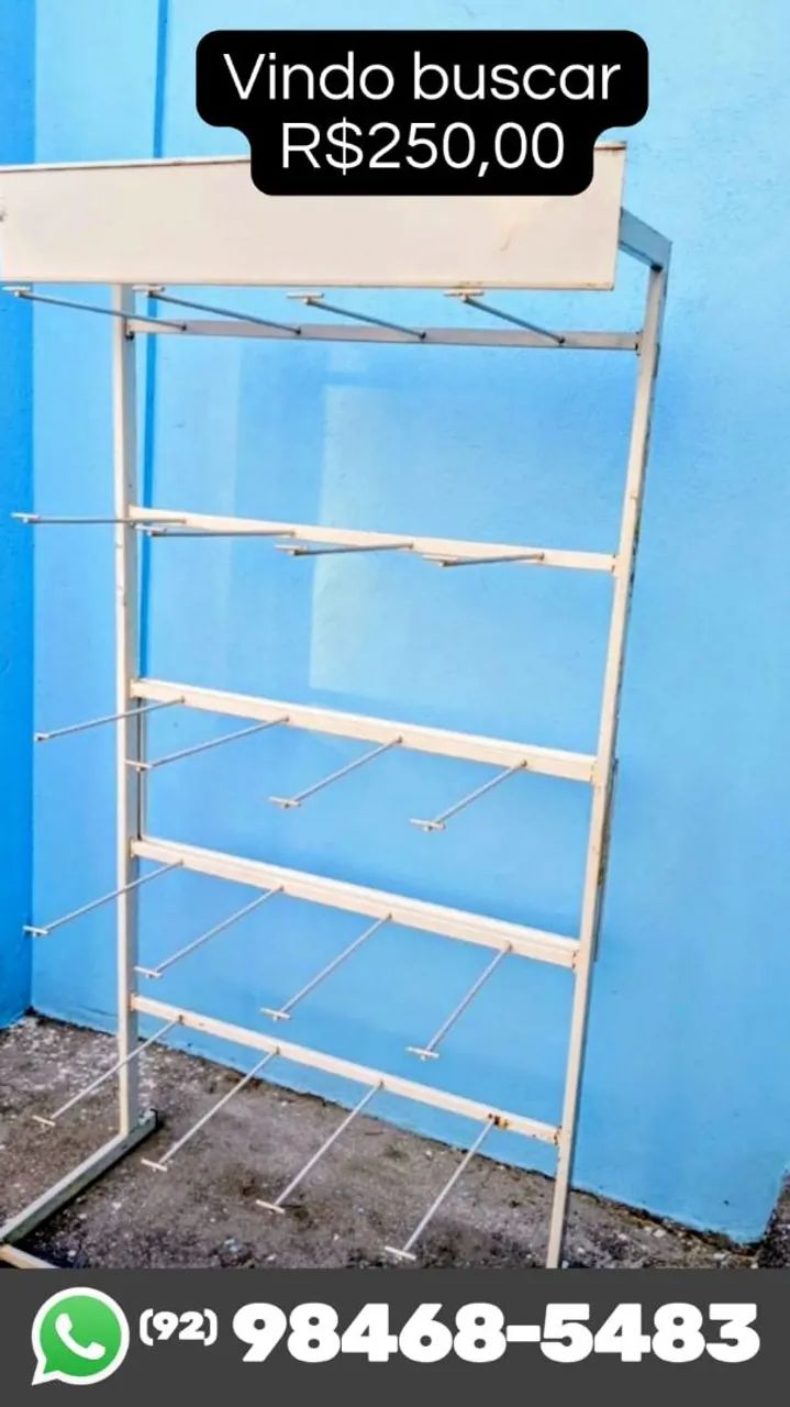 Expositor de chão com ganchos metálicos - Foto 3