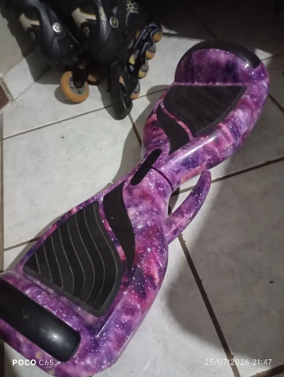 Hoverboard, com a bateria desde fábrica, muito bom, corre bastante