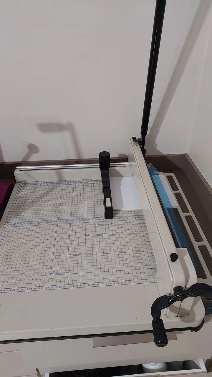 Guilhotina Semi industrial A3