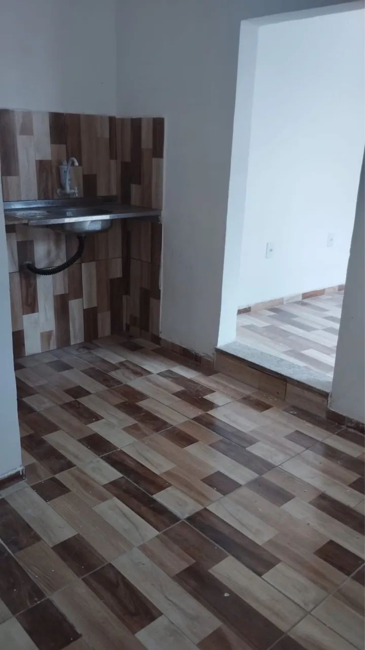 Alugo CASA COM ÓTIMA LOCAÇÃO E PISCINA  - Foto 9