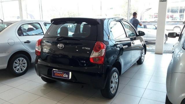 Toyota Etios - Foto 4