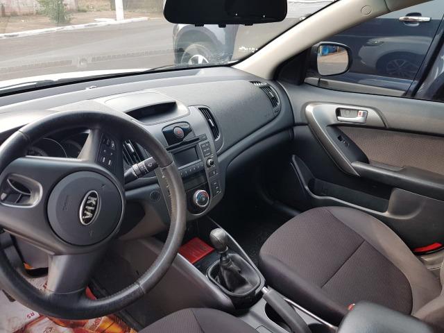 Kia cerato 1.6 ex3 - 2010/ 11 - muito economico !!!!