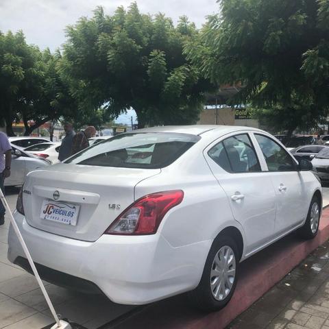 Nissan Versa 1.6 S - Foto 8