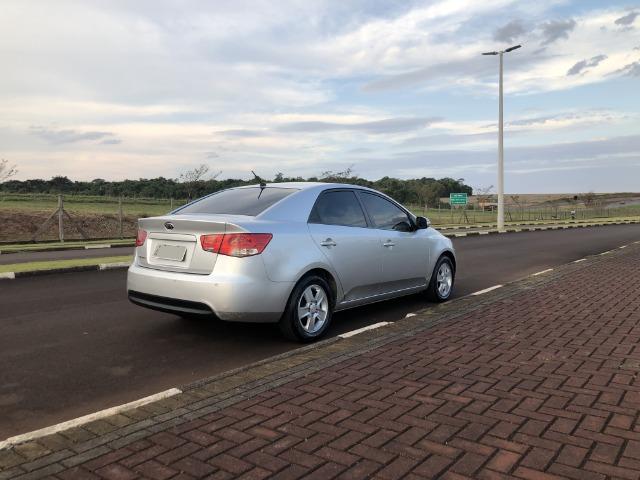 KIA Cerato 2010 1.6 manual - Foto 3