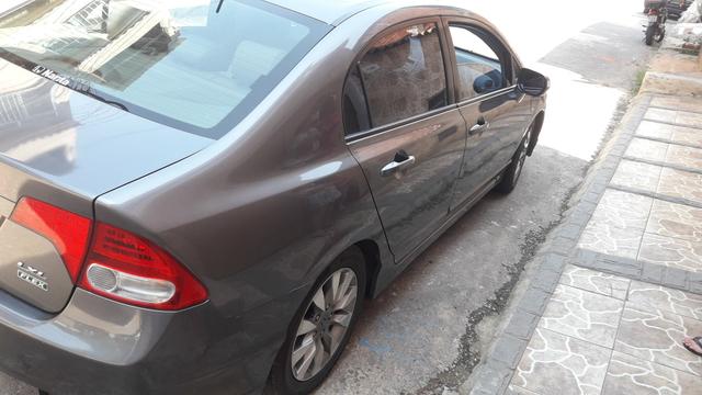 Civic km baixíssimo - Foto 2
