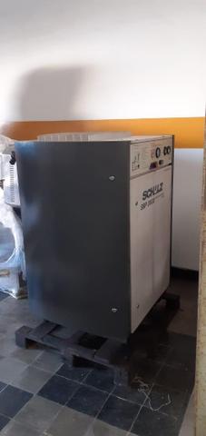 Vendo ou Troco Compressor Schulz 30HP - Foto 2